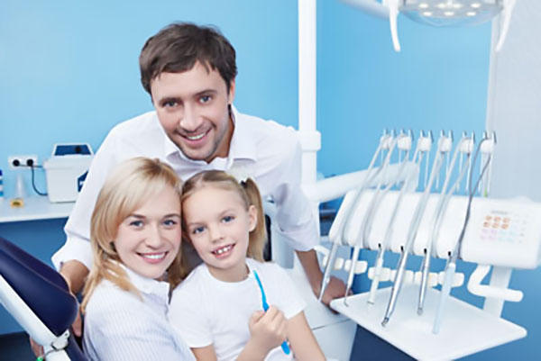 Benefits Of Choosing A Family Dentist In Los Angeles Close To Home