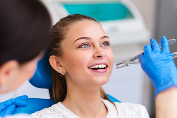 How A Dentist Can Help Alleviate Anxiety Over A Tooth Extraction